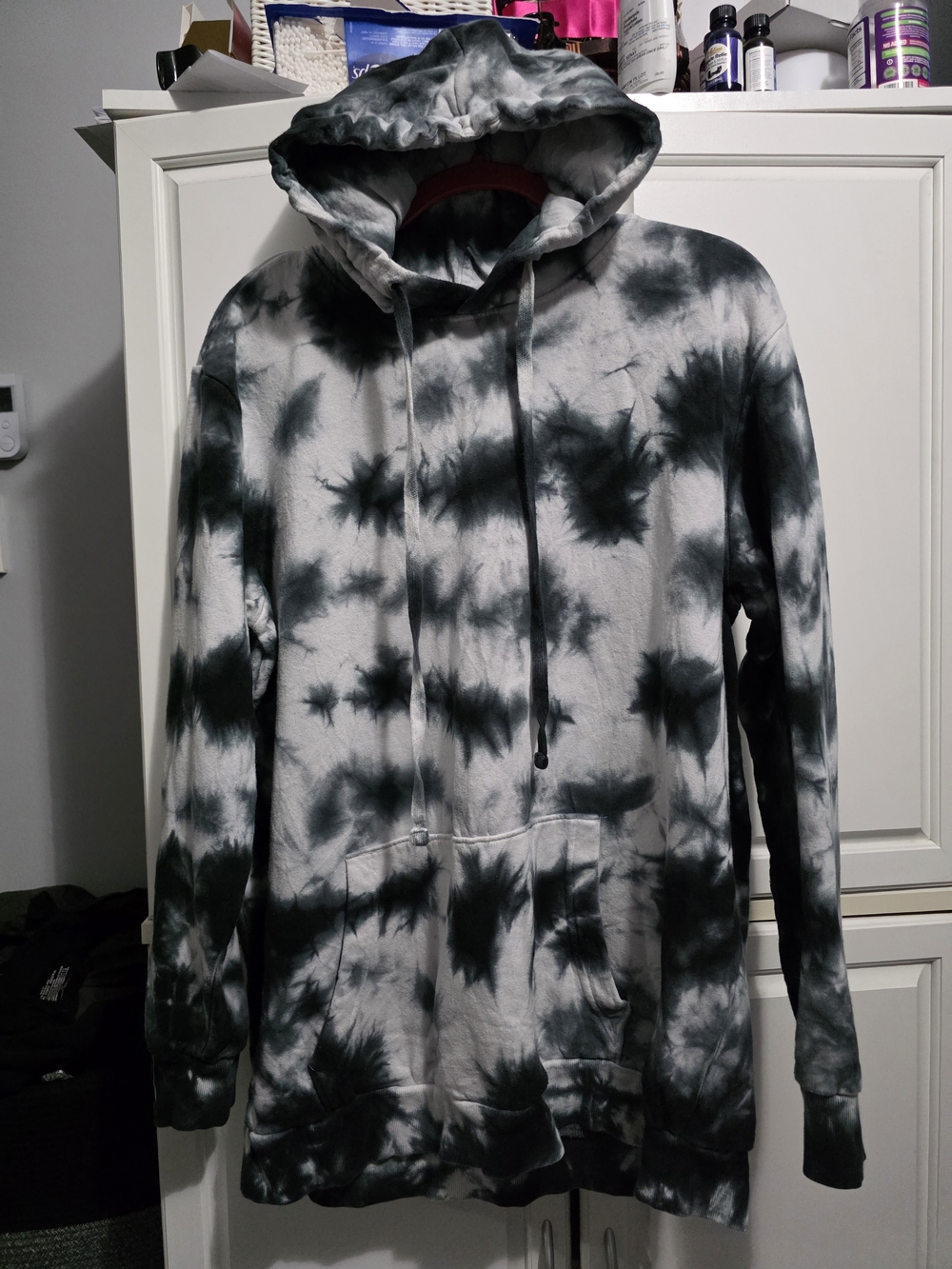 No Boundaries Black & White Tie-Dye Hooded Pullover